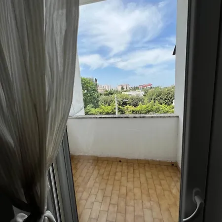 Le Grotte Bed & Breakfast